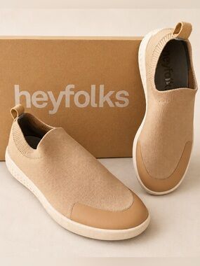 HeyFolks Voyager Slip-On Sneaker in Cedar (Tan) / Women’s 9.5 / Men’s 7.5 / Fall